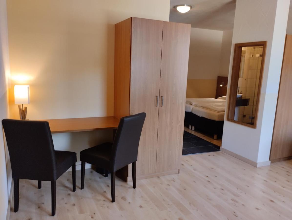 Hotel & Restaurant Bruehler Hof Вінтріх Екстер'єр фото